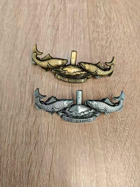 USS Oregon Custom-Designed Dolphin Pin